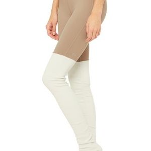 NWOT ALO Yoga High-Waist Goddess Legging
